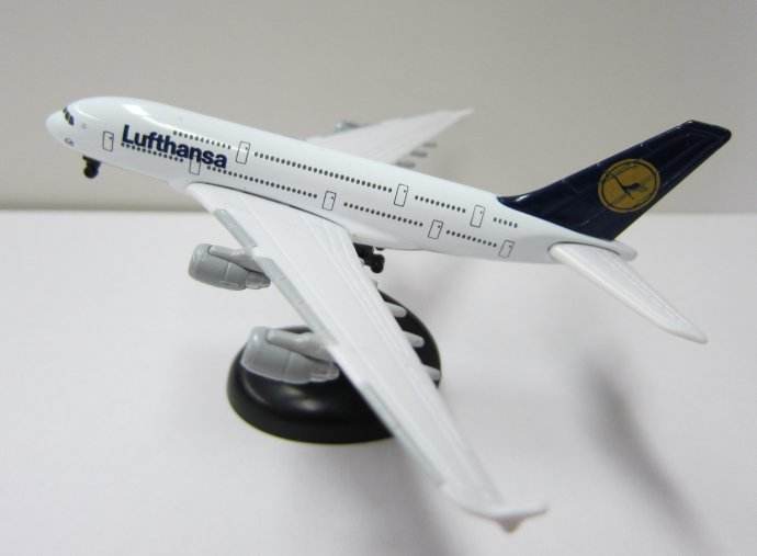 滦南县飞机模型